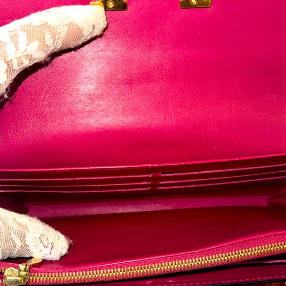 Authentic Louis Vuitton Portefeiulle Louise Patent Leather Long Bifold Wallet - Picture 6 of 16